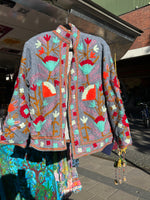Load image into Gallery viewer, Embroidered jacket
