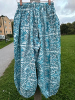 Ladda upp bild till gallerivisning, Haremsbyxor i bomull
