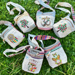 Load image into Gallery viewer, Hemp shoulder bag with motif
