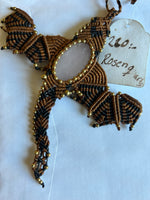 Ladda upp bild till gallerivisning, Drake halsband i Makramé halsband med kristall
