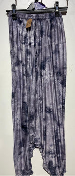 Ladda upp bild till gallerivisning, Batik Haremsbyxor barn
